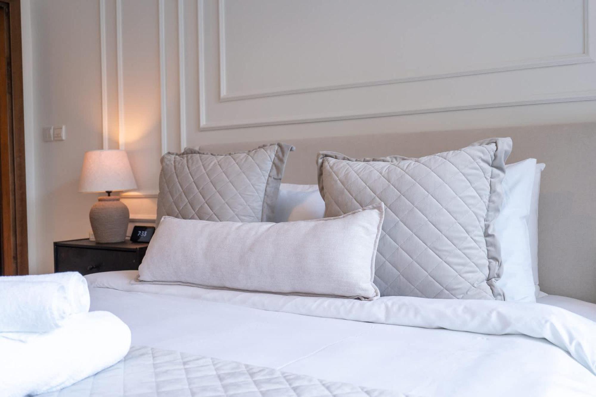 A Chic Flat That Sleeps 4 In Bonaire Park Island Marina * Dubai